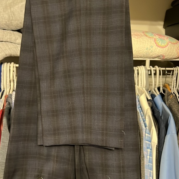Hugo Boss Blue Check Suit 40R - Picture 2 of 5